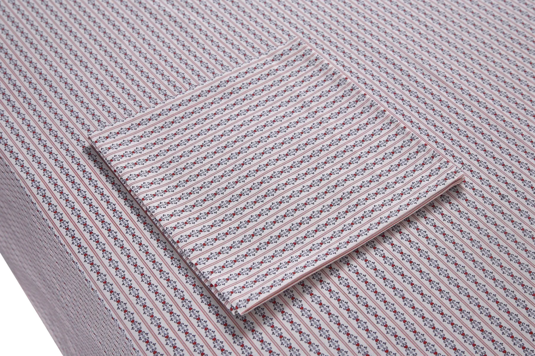 Chefanie White Stripe Tablecloth Online